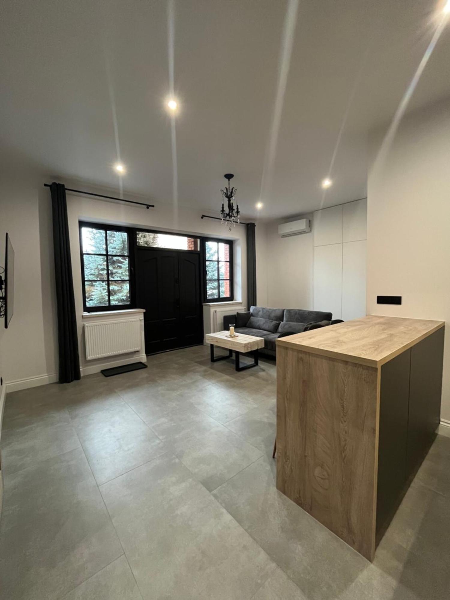 Neighbourhood Apartment Люблін Екстер'єр фото
